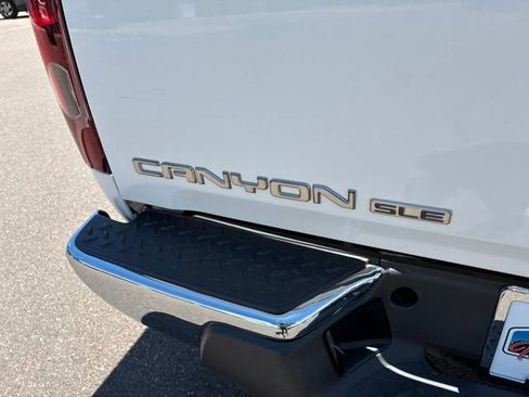 Used 2005 GMC Canyon SLE RWD image 7