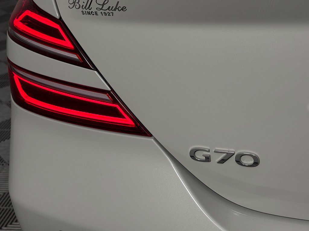 Used 2025 Genesis G70 3.3T Advanced RWD image 13