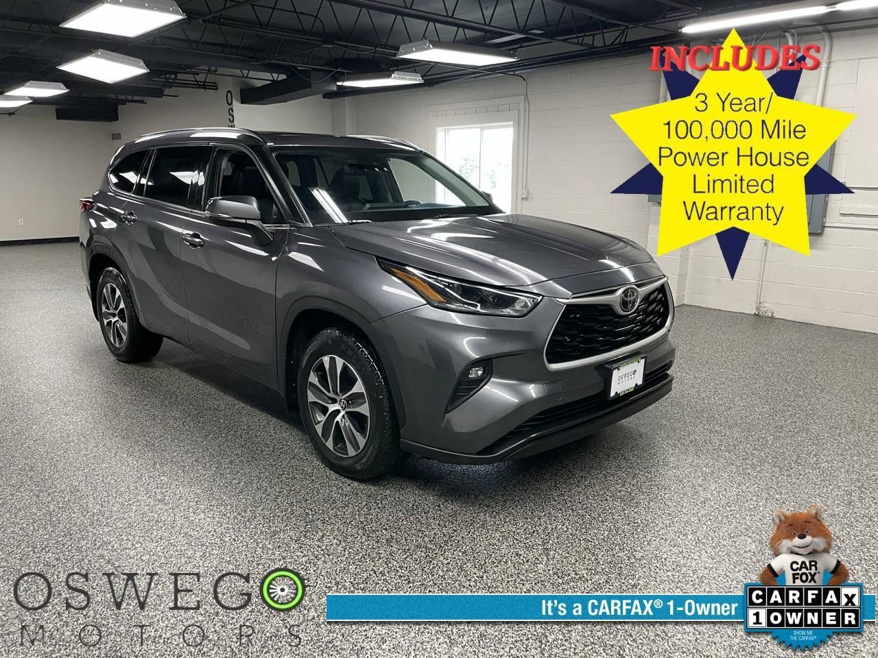 Used 2021 Toyota Highlander XLE AWD/4WD image 1
