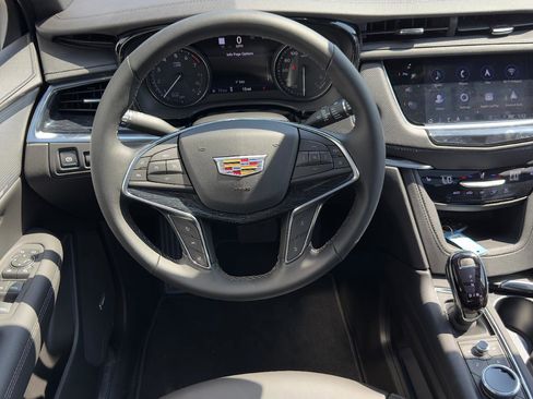 New 2025 Cadillac XT5 Premium Luxury w/ Technology Package image 10