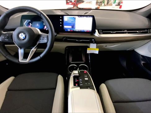 New 2026 BMW X1 xDrive28i w/ Technology Package AWD/4WD image 5