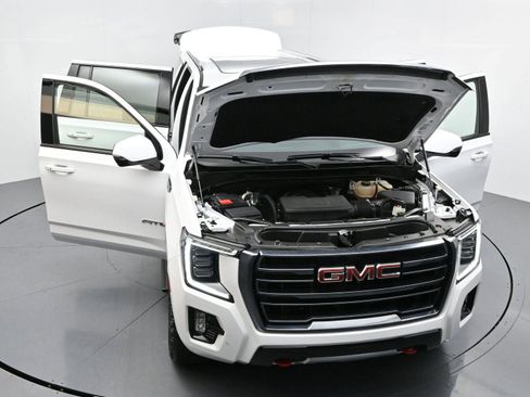 Used 2023 GMC Yukon XL AT4 w/ AT4 Premium Plus Package AWD/4WD image 50