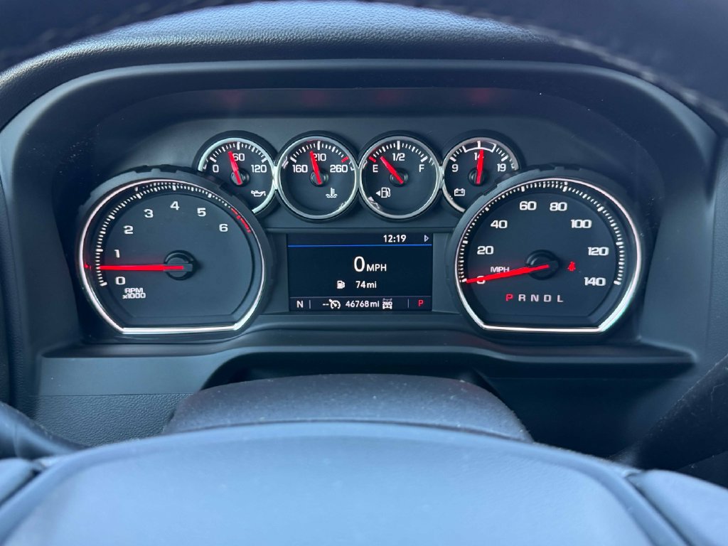 Used 2022 Chevrolet Silverado 1500 LT Trail Boss w/ LT Trail Boss Premium Package AWD/4WD image 39