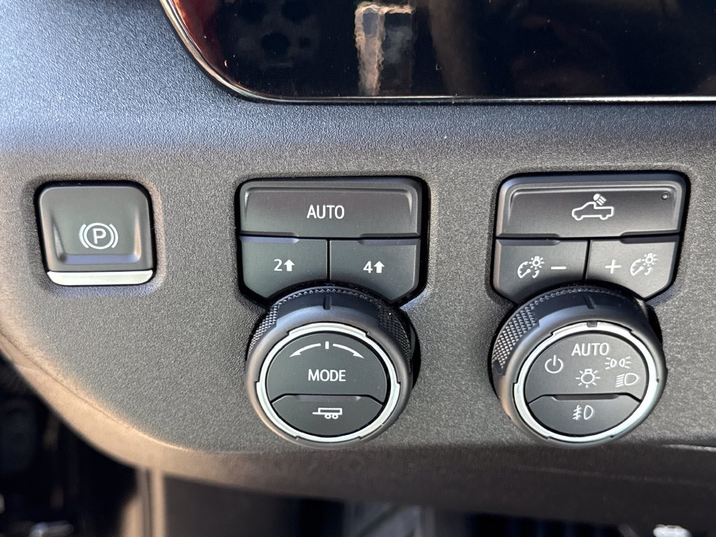 Certified 2023 Chevrolet Silverado 1500 RST AWD/4WD image 17