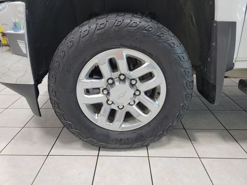 Used 2019 Chevrolet Silverado 2500 LTZ w/ Duramax Plus Package AWD/4WD image 43