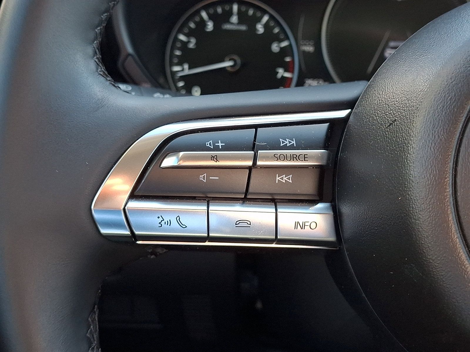 Certified 2025 MAZDA CX-50 AWD 2.5 S w/ Accent Package image 23