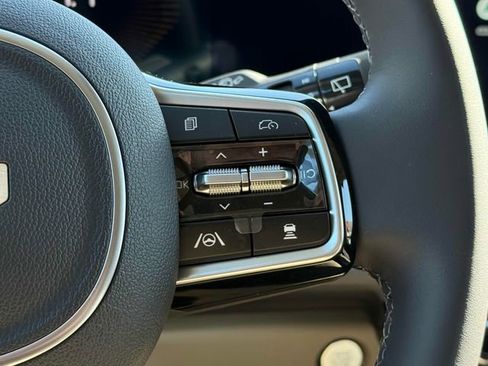 New 2026 Kia Carnival EX image 9