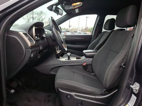 Used 2015 Jeep Grand Cherokee Laredo w/ Quick Order Package 23E image 13