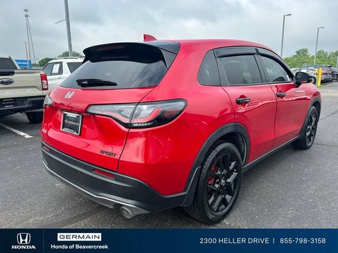 Used 2024 Honda HR-V Sport image 8
