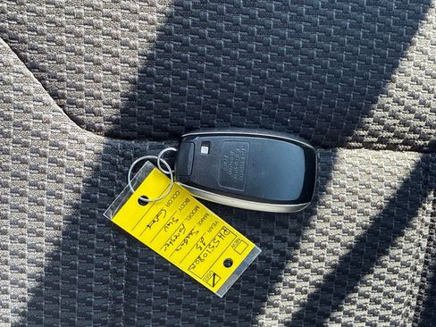 Used 2023 Subaru Forester Premium AWD/4WD image 21