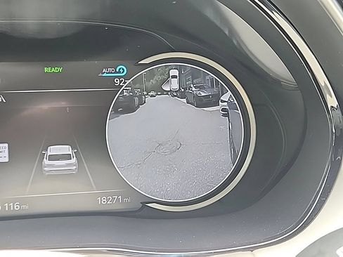 Used 2025 Genesis Electrified GV70 AWD/4WD image 12