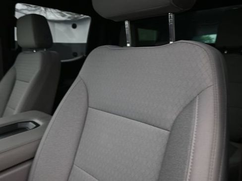 Used 2020 Chevrolet Silverado 1500 RST w/ RST Value Package AWD/4WD image 17
