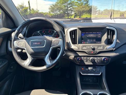 Used 2020 GMC Terrain SLE w/ Driver Convenience Package FWD image 23