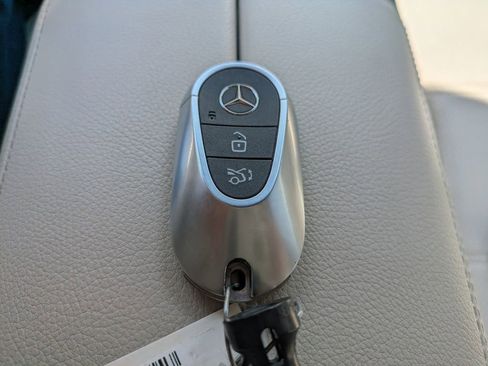 Used 2024 Mercedes-Benz C 300 Sedan image 28