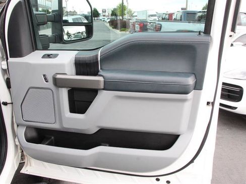 Used 2022 Ford F350 Limited AWD/4WD image 13