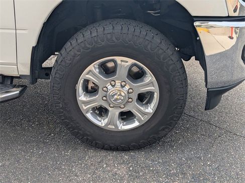 Used 2024 RAM 2500 Big Horn image 11