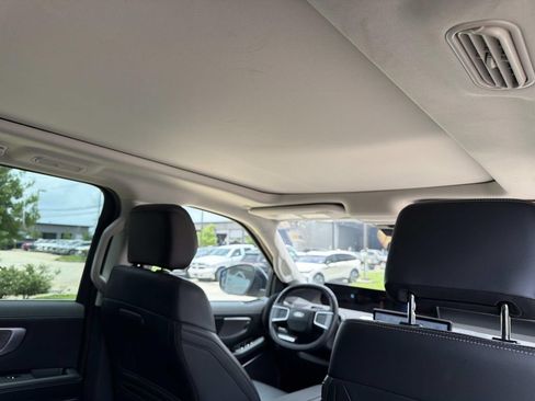 Used 2025 Ford Expedition Max Platinum AWD/4WD image 14