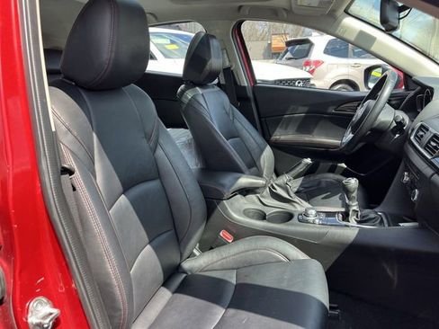 Used 2016 MAZDA MAZDA3 i Grand Touring image 25