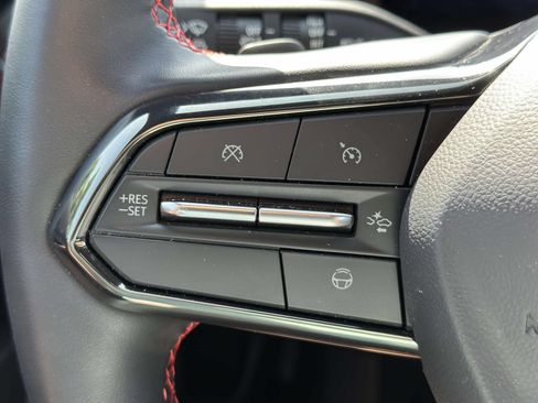 Used 2024 Chevrolet Equinox EV RS AWD/4WD image 14