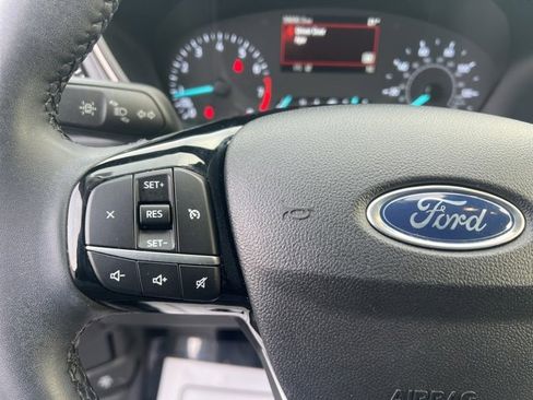 Used 2022 Ford Escape SEL image 26
