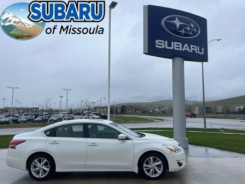Used 2015 Nissan Altima 2.5 SL w/ Moonroof Package FWD image 1
