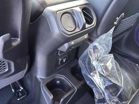 New 2026 Jeep Gladiator Rubicon w/ Safety Group image 25