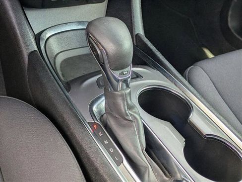 Used 2024 Chevrolet Malibu LT image 12