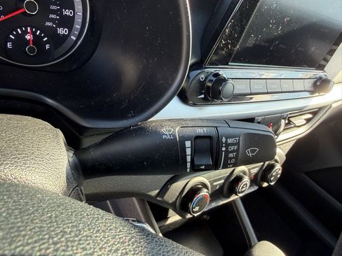 Used 2023 Kia Forte LXS w/ LXS Technology Package image 43