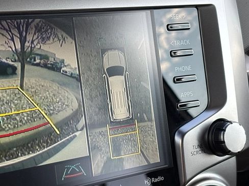 Used 2023 Toyota 4Runner Limited AWD/4WD image 33