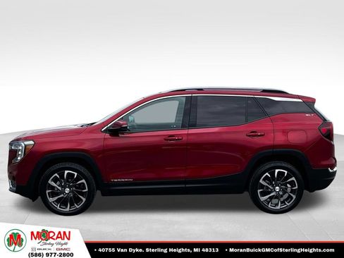 Certified 2023 GMC Terrain SLT AWD/4WD image 2