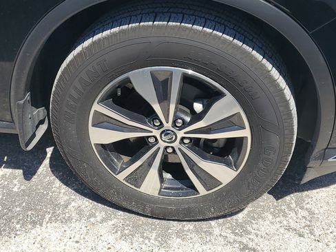 Used 2020 Nissan Murano S w/ Technology Package FWD image 4