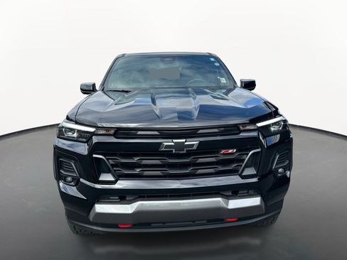 Used 2024 Chevrolet Colorado Z71 w/ Z71 Convenience Package 2 AWD/4WD image 8