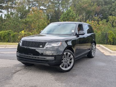 New 2025 Land Rover Range Rover SE