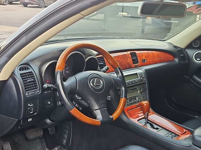 Used 2004 Lexus SC 430 Convertible RWD image 8