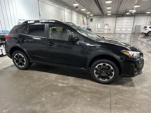 Certified 2023 Subaru Crosstrek 2.0i Premium image 7