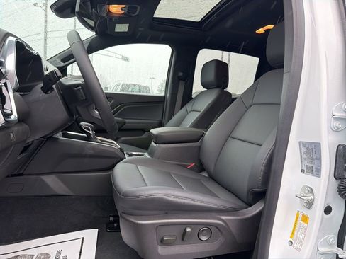 Certified 2025 GMC Canyon Elevation w/ Convenience Package image 9