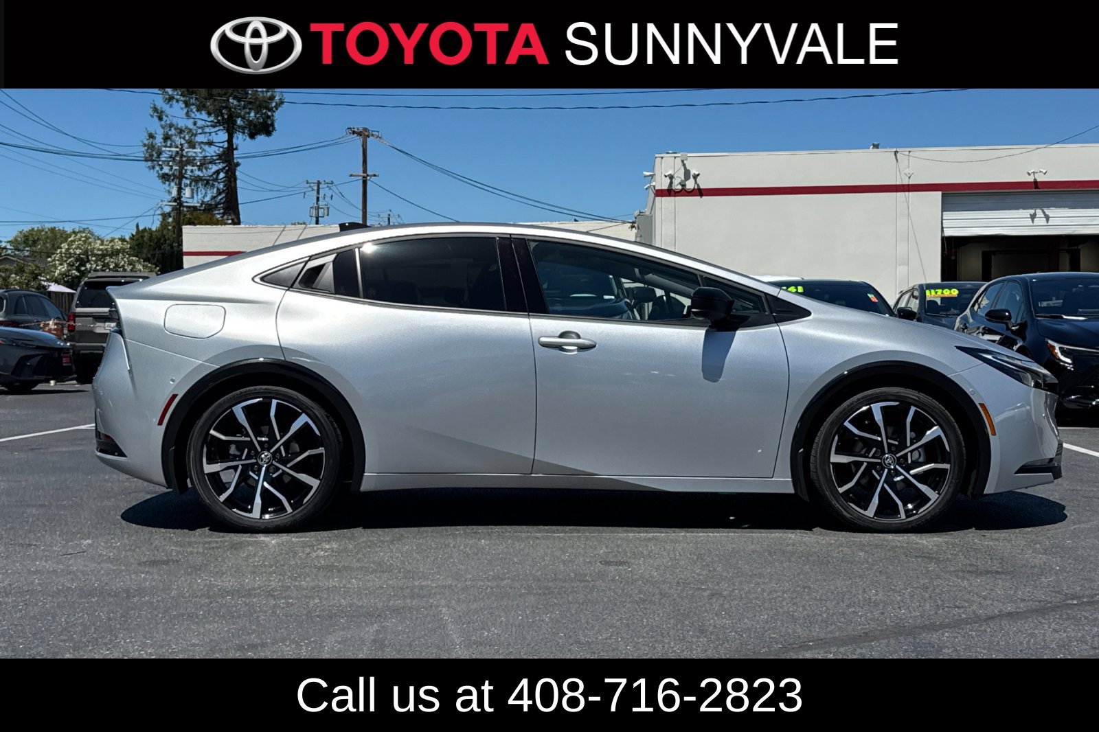 Used 2026 Toyota Prius Plug-In Hybrid w/ Limited Premium Package FWD image 7