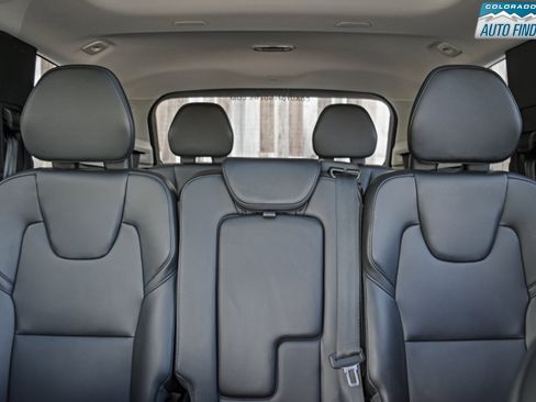 Used 2020 Volvo XC90 T5 Momentum image 25