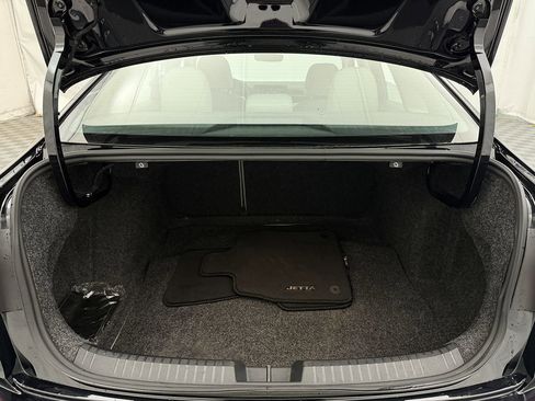 Used 2025 Volkswagen Jetta S image 30