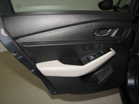 Used 2025 Honda Accord Touring image 11
