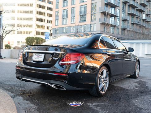 Used 2019 Mercedes-Benz E 300 w/ Premium 1 Package image 7