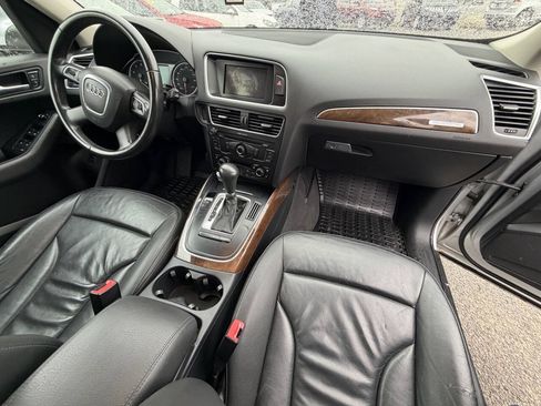 Used 2011 Audi Q5 2.0T Premium AWD/4WD image 18