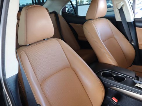 Used 2020 Lexus IS 300 w/ Accessory Package 2 image 42