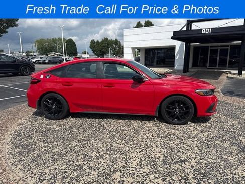 Used 2024 Honda Civic Sport image 6