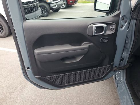 New 2026 Jeep Wrangler Sport AWD/4WD image 8