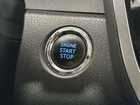 Used 2018 Toyota Camry XSE FWD image 20