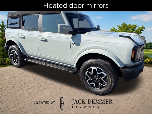 Used 2023 Ford Bronco Outer Banks AWD/4WD image 9