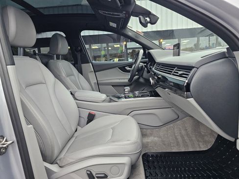 Used 2019 Audi Q7 3.0T Premium Plus image 12
