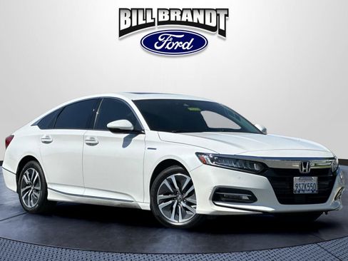 Used 2019 Honda Accord Touring image 1