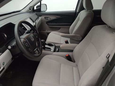 Used 2018 Honda Pilot EX image 17
